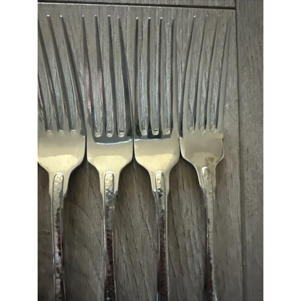 7 RETRONEU ARAGON Hammered 18/8‎ Stainless Steel DINNER FORKS